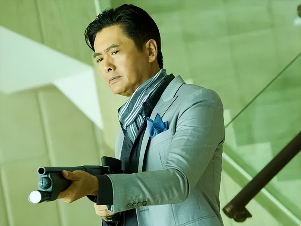 澳门风云3周润发赌神精彩片段,澳门风云周润发为什么疯疯癫癫