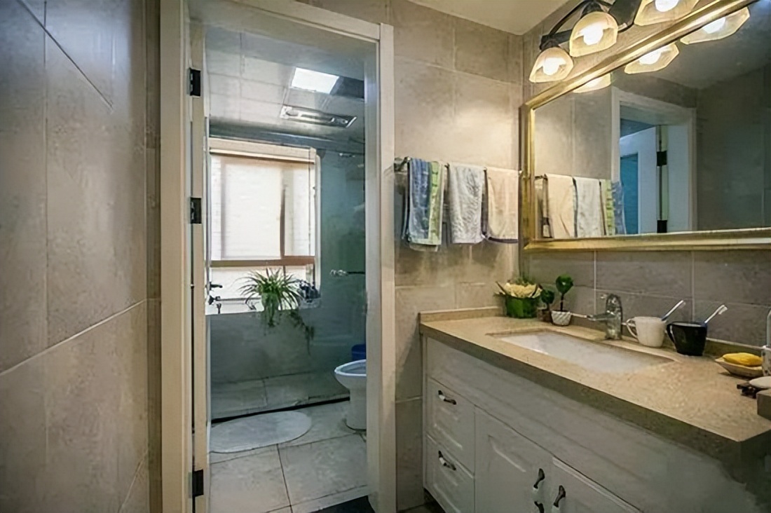 卫生间地漏漏水补漏的最佳方法,西山区卫生间漏水防水补漏价格