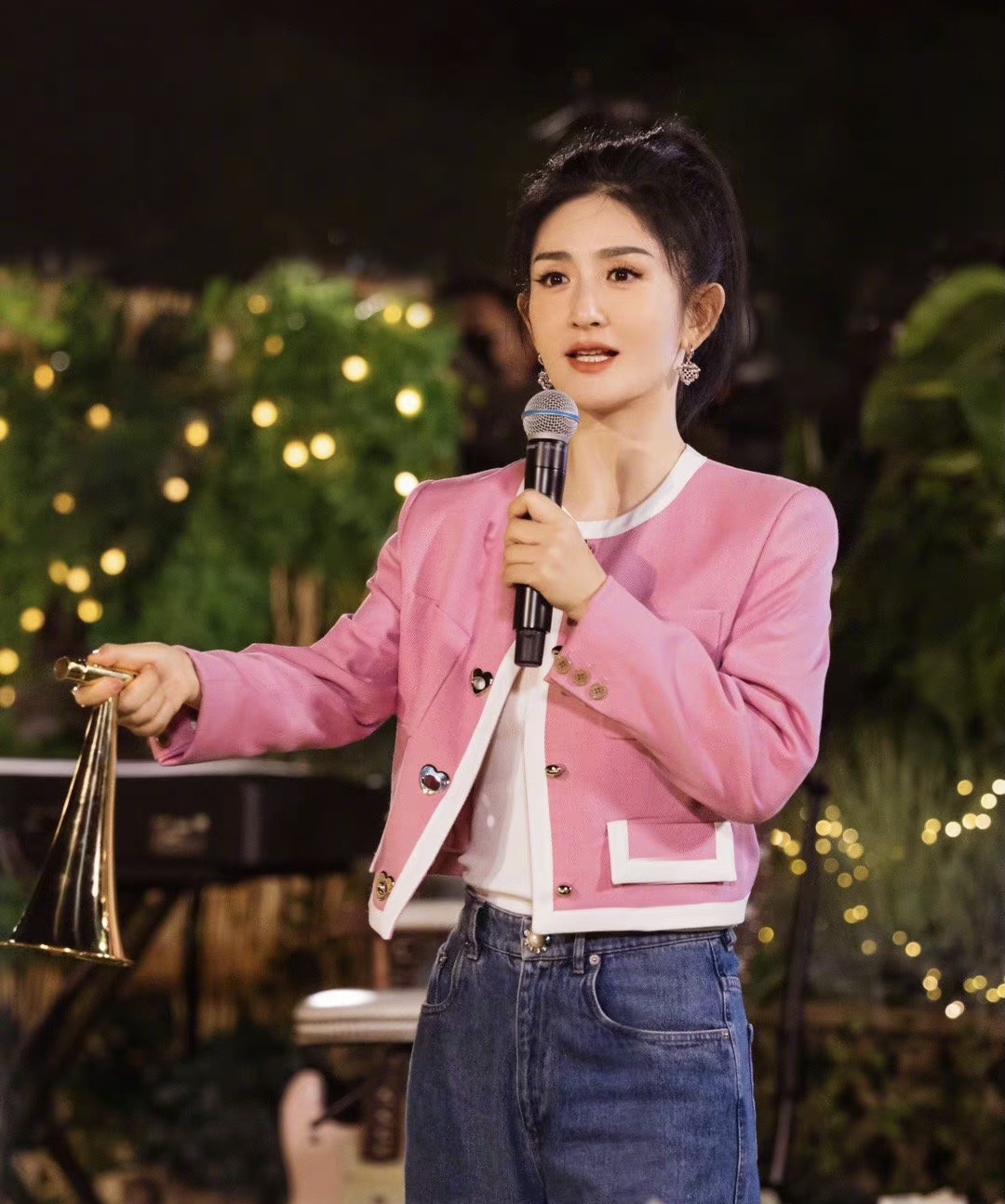 谢娜生完二胎胖了吗,谢娜生了双胞胎身材现在怎么样