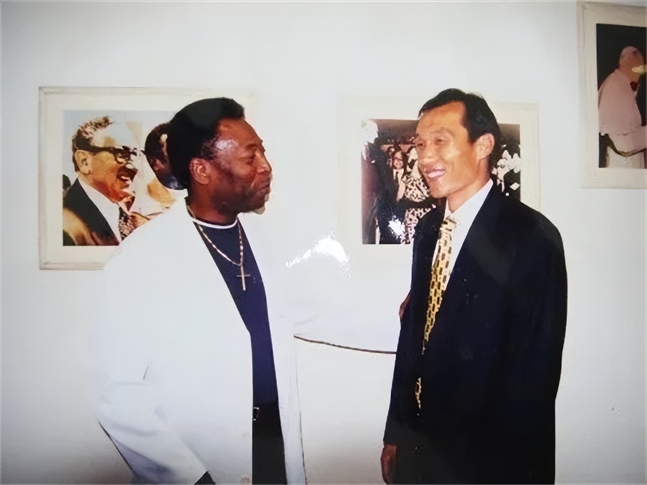 前国脚孙贤禄和贝利互换球衣,孙贤禄最新消息