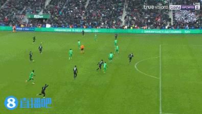 梅西大巴黎助攻帽子戏法,梅西任意球单场帽子戏法