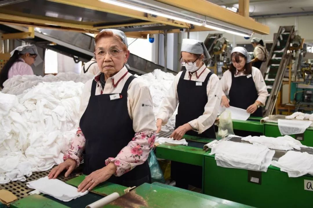 日本75岁退休政策是否属实,日本为何65岁才领退休金