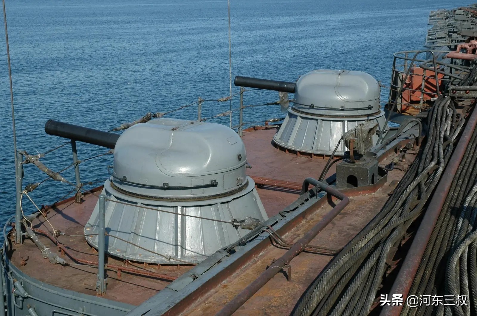 055只有一门近防炮够用吗,055为什么只装一门主炮