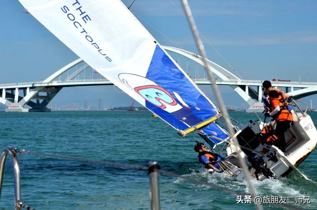广州出发-福建4天游，打卡火山岛+鼓浪屿+环岛路+十里长堤