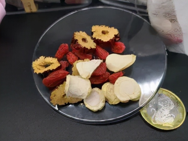 这个季节喝这几款茶养生更简单,冬季喝茶首选什么茶比较合适