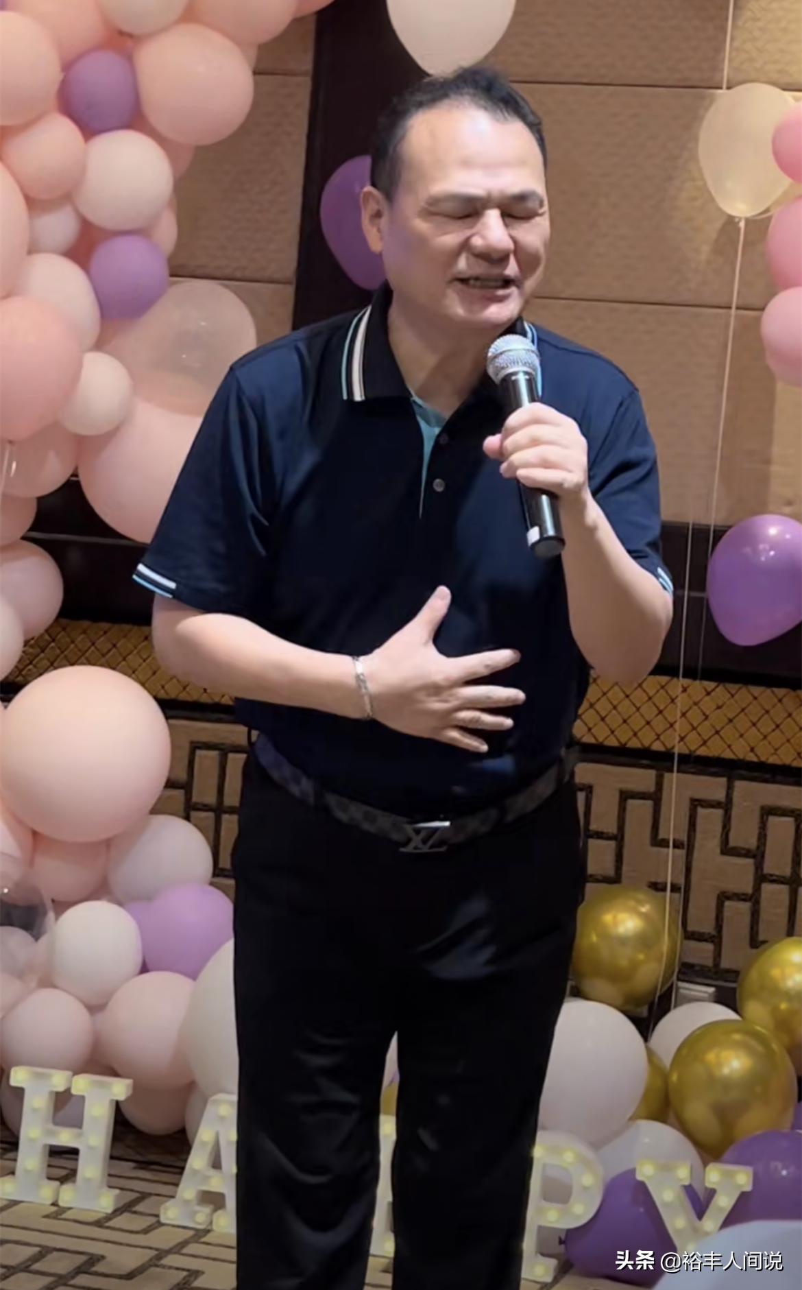 歌手张行一生结过几次婚,张行独唱音乐会