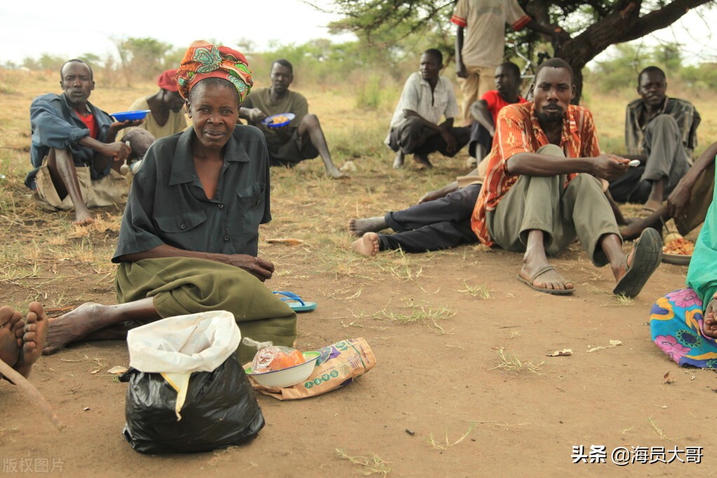 被迫去国外打工,去乌干达带保镖