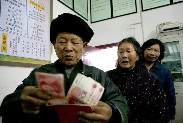 真正的农村医保是怎样交的,农村医保是自愿交的吗