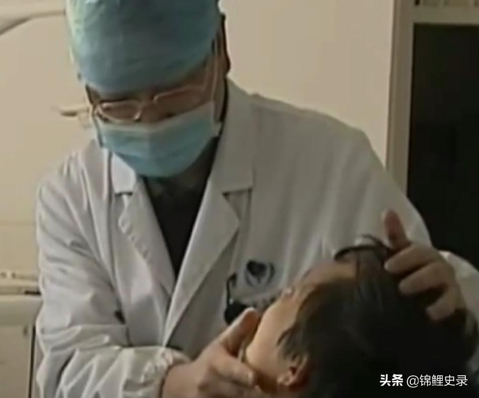 云南男子口臭骇人医生检查惊呼,云南男子口臭传奇故事