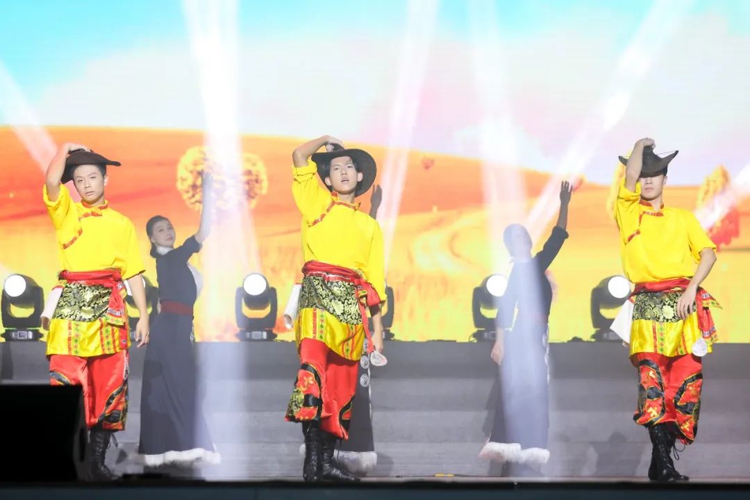 深圳光明高级中学体育场,深圳光明高级中学校队