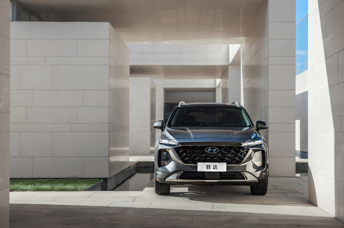 现代胜达旅行家哪款值得购买,北京现代胜达旅行家的图片和价格