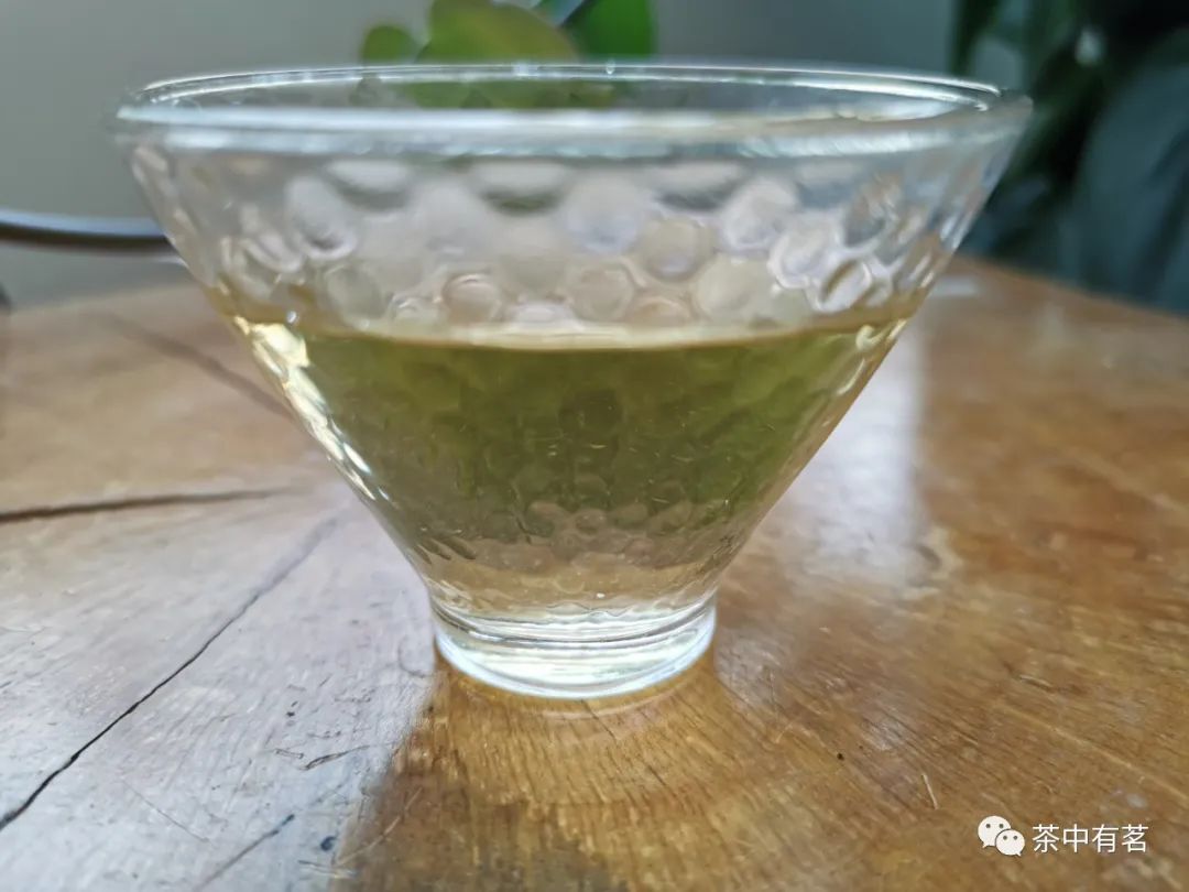 螃蟹脚普洱生茶口感描述,正气塘古树普洱生茶口感