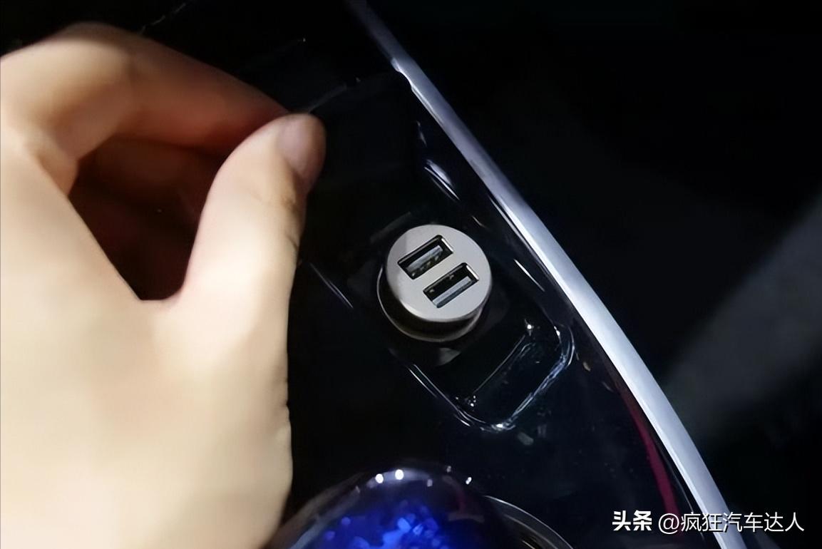 车上的usb给手机充电太慢怎么办,汽车上的usb接口能播放手机音乐吗