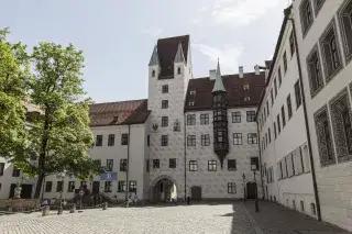 慕尼黑青岛啤酒节,拜仁慕尼黑主场安联球场