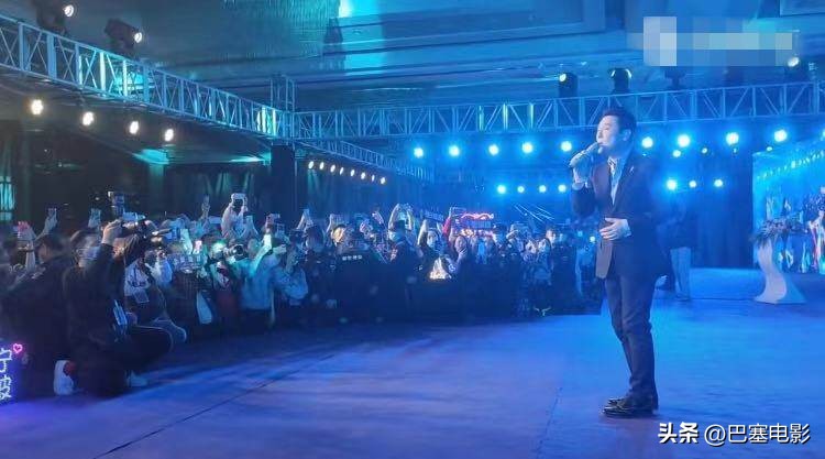 张信哲慈善晚宴,张信哲为什么老了出场费还这么高