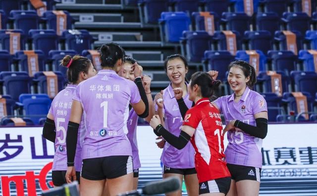 广东女排主帅骂哭队员！不是拦不到是身高吃亏，奇葩布阵引吐槽