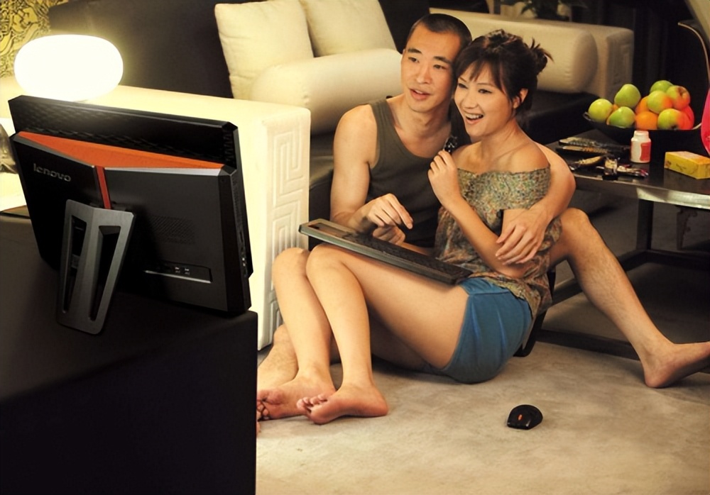 徐静蕾休闲,徐静蕾海边度假照