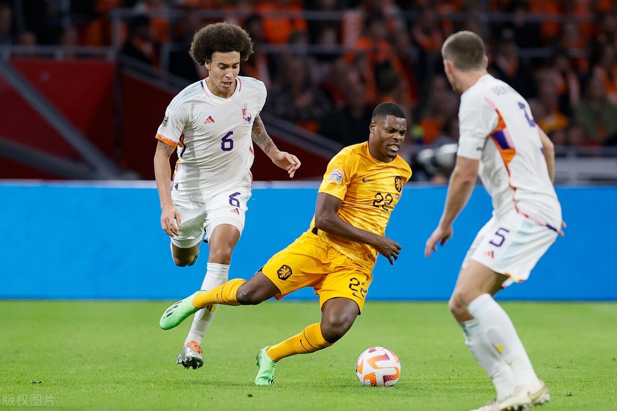 世界第一爆冷出局,荷兰致命一球力挽狂澜