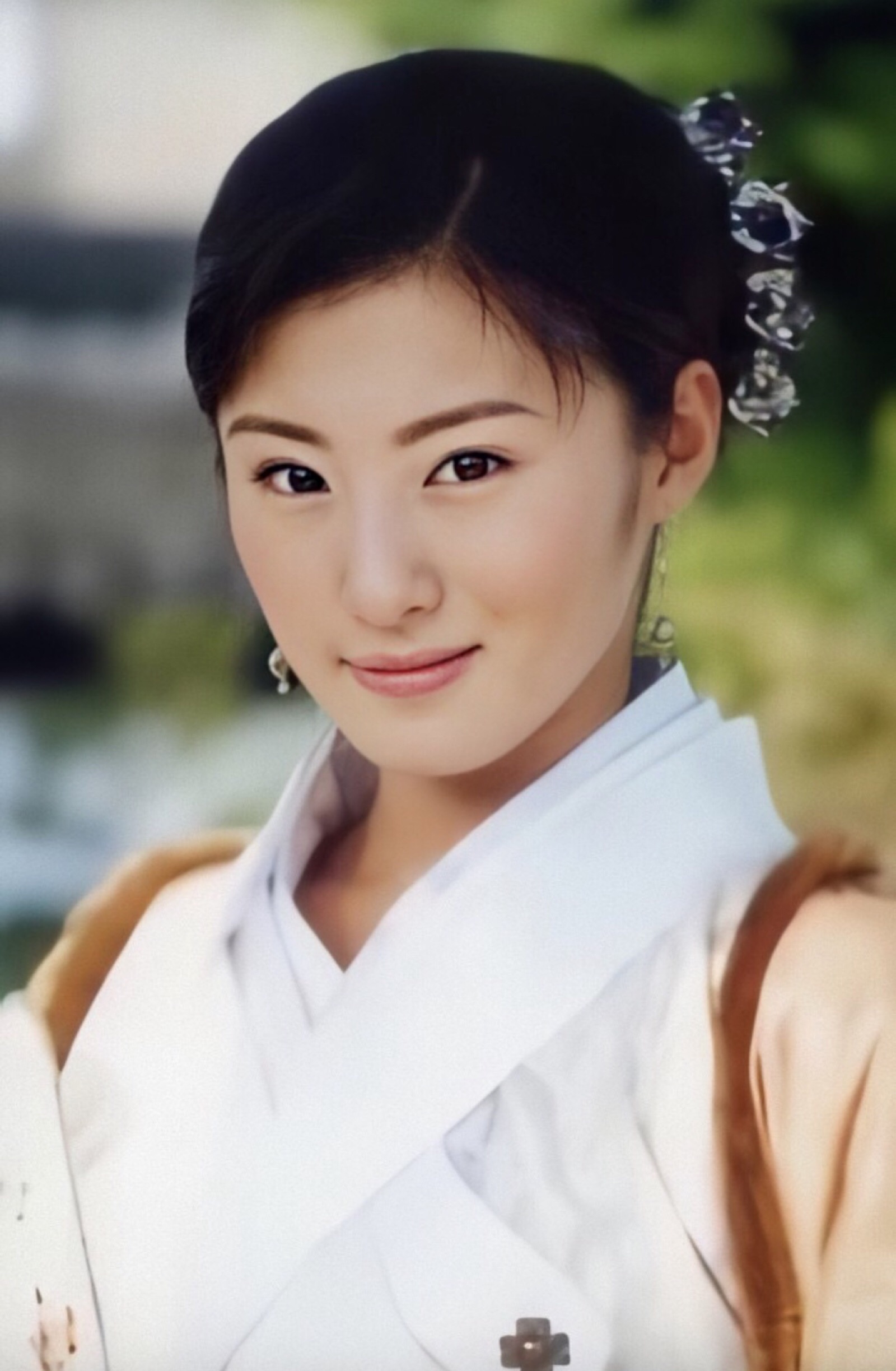 如果不是早早息影，王惠在古风圈也会占领“一席之地”吧