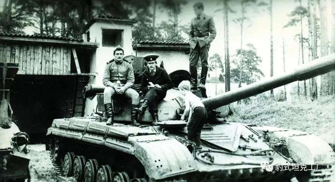 浅谈苏军一些出名的工程坦型号坦克