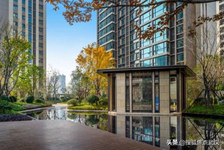 卓尔退出中超了吗,卓尔集团投资180亿