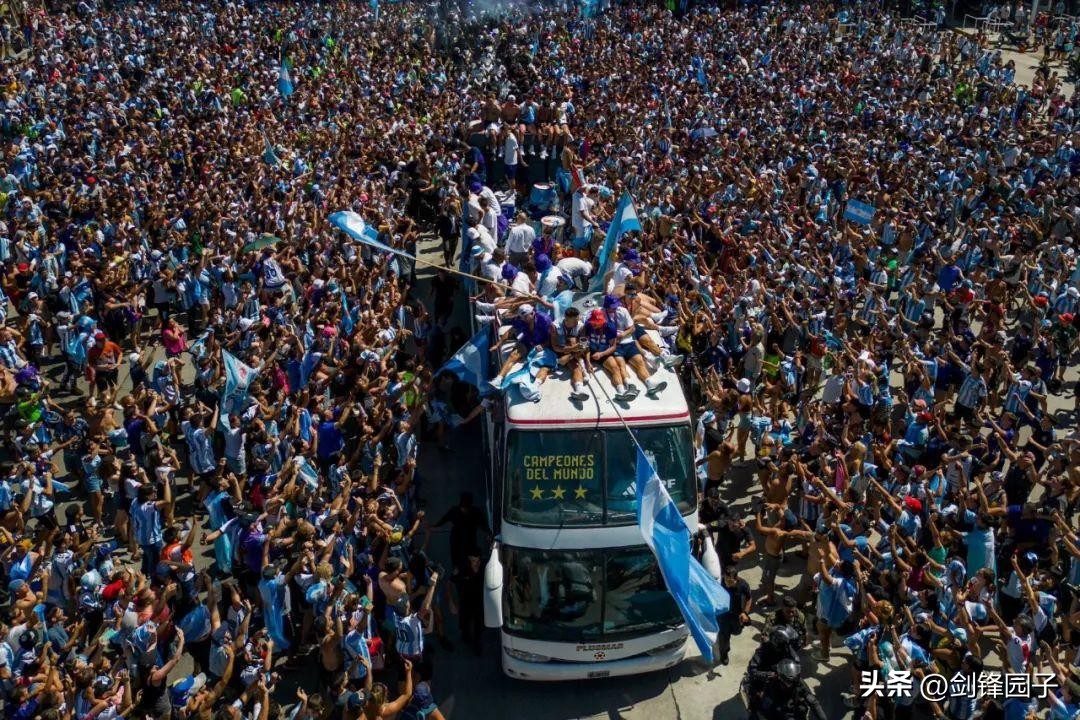 涓嶉笩棰嗗,涓嶉笩棰嗗鐨勪汉