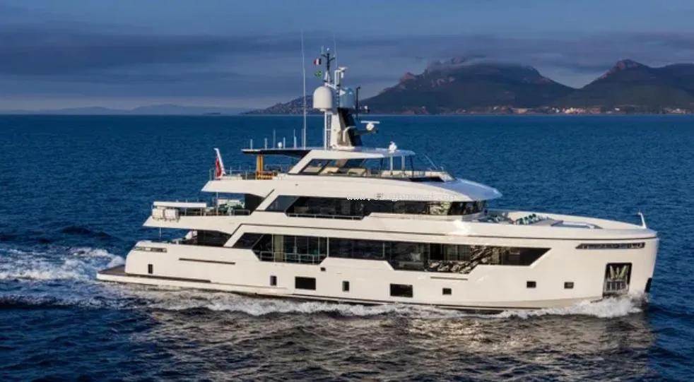 意大利超级游艇96尺价格,意大利豪华进口游艇72ft