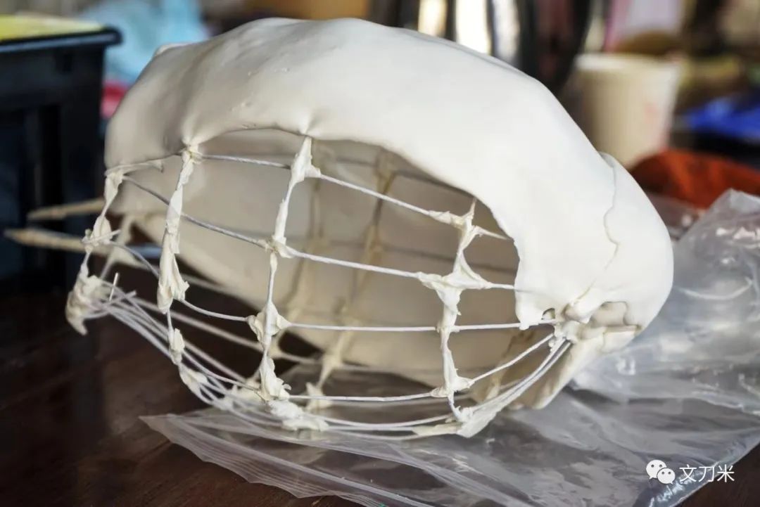 34岁转行即火|大品牌、明星争相找这位新手做花