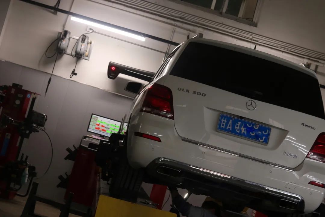 奔驰老款gls300翻新改造,奔驰glk300翻新全过程