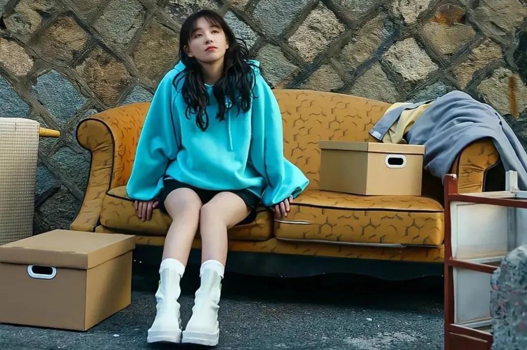 阚清子倪虹洁突如其来的假期,阚清子倪虹洁发布会