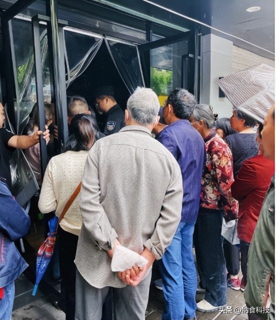 量贩零食对实体店影响多大,量贩式零食店成本