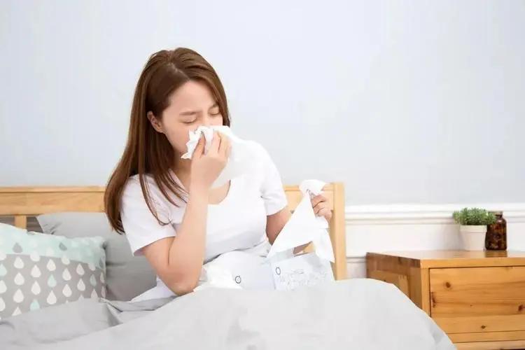 感冒咳嗽忌口的食物有哪些,感冒喉咙痛要忌口的食物