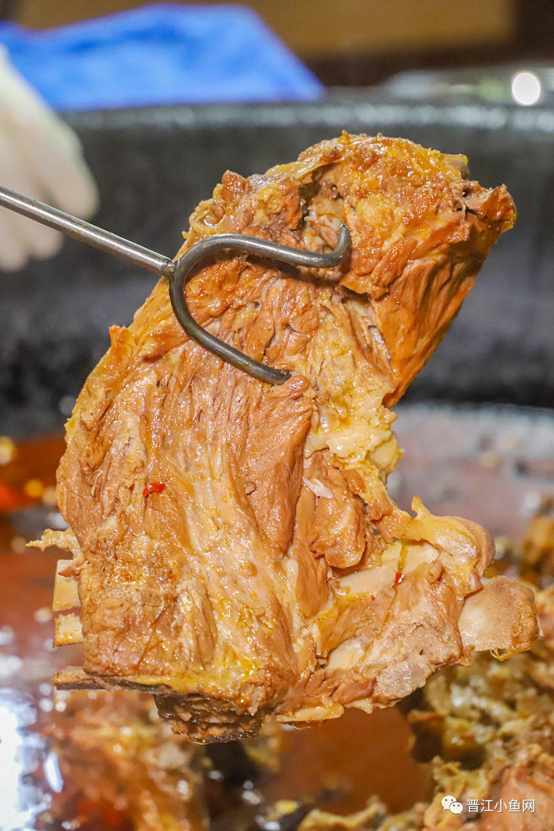 肉！肉！肉！「手撕大骨头」登陆晋江！比拳头还大