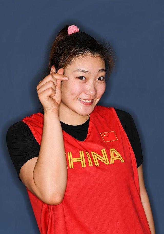 李梦被姚明任命女篮队长了吗,姚明点评女篮李梦给出官方建议