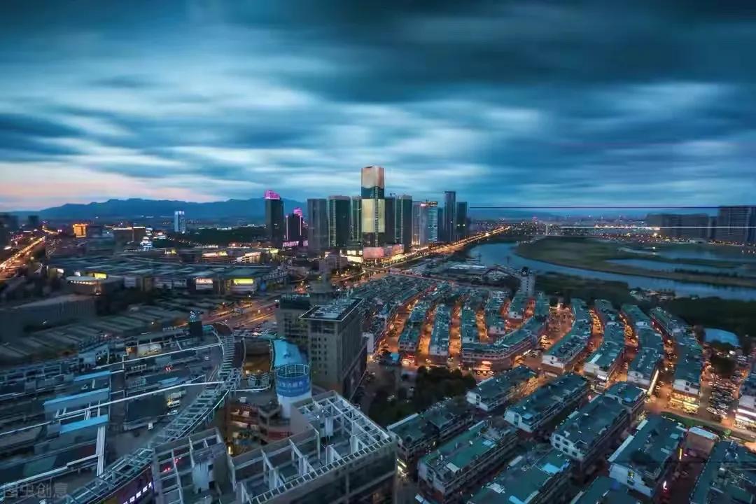 世界小商品之都义乌的环境分析,世界小商品之都义乌新华社