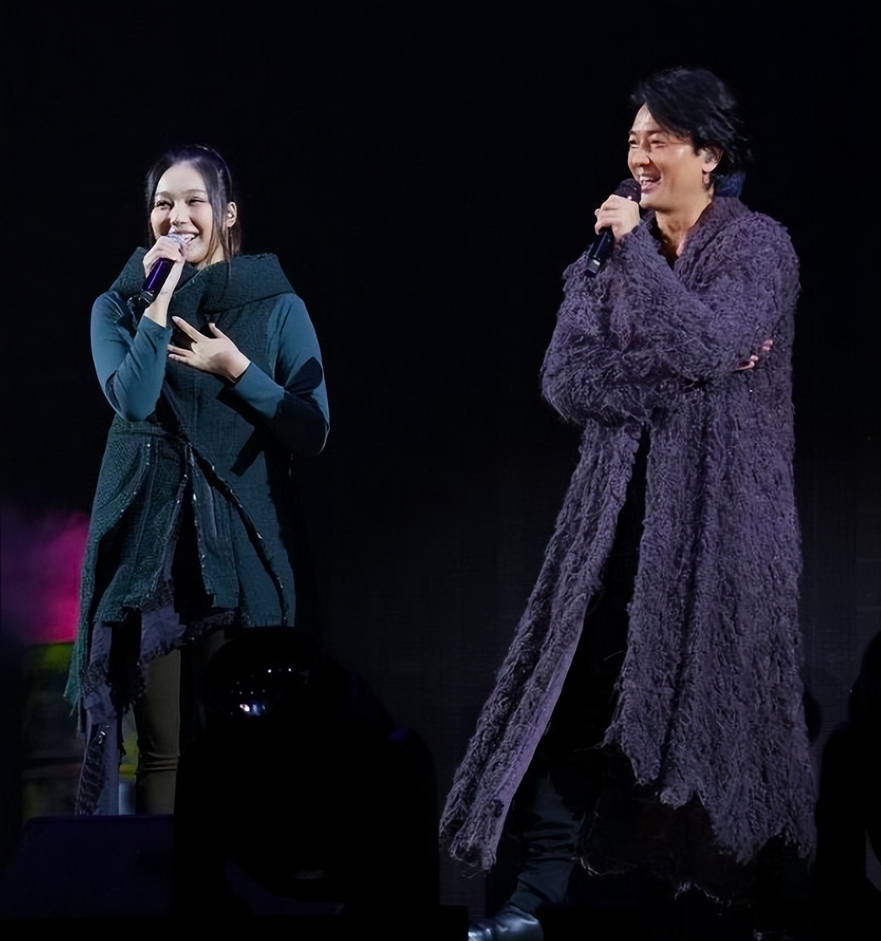 郑伊健老婆蒙嘉慧演唱会,郑伊健和老婆蒙嘉演唱会