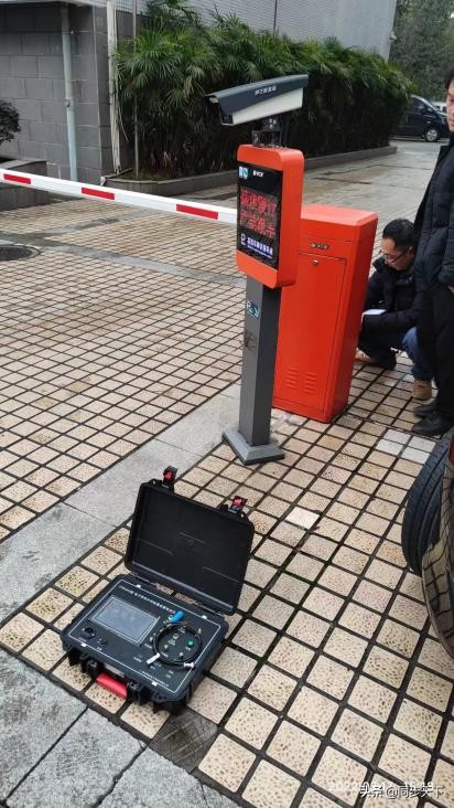 电子停车计时收费装置检定仪在乐山计量所应用案例