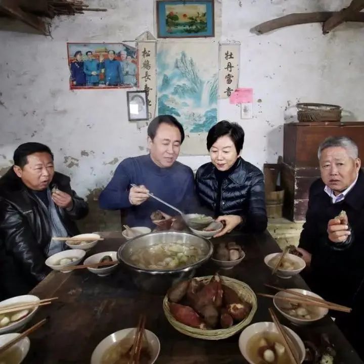 许家印20亿伦敦豪宅出售,许家印恒大造多少套房子