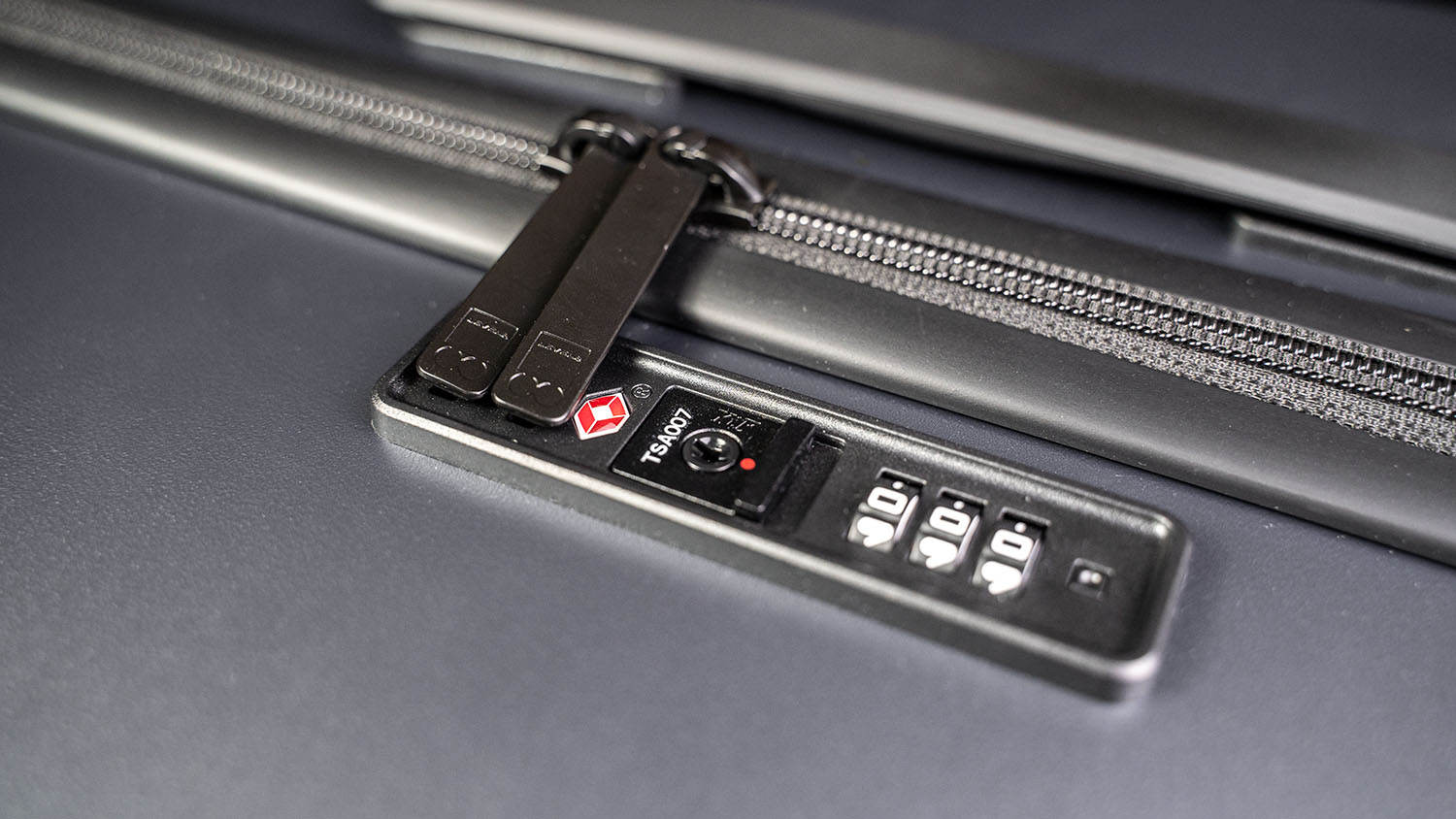 商旅人用这样的旅行箱更好,地平线8号城市脉搏旅行箱体验