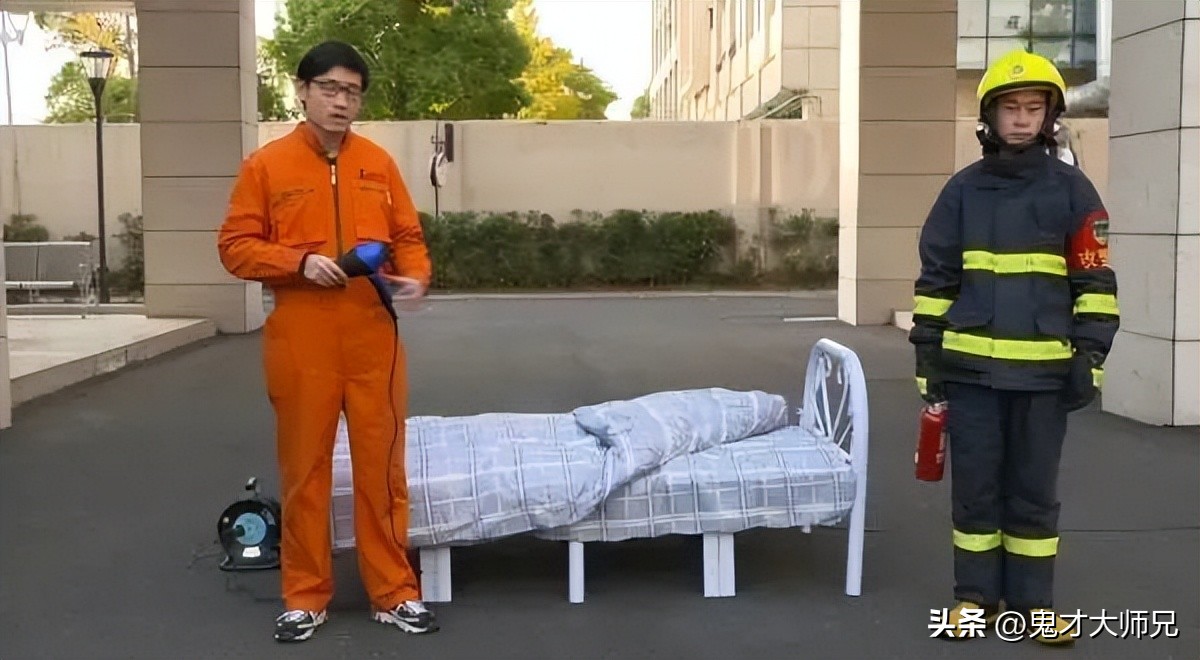 家长小心！仅几分钟吹伤5岁男娃，罪魁祸首竟是这样东西！