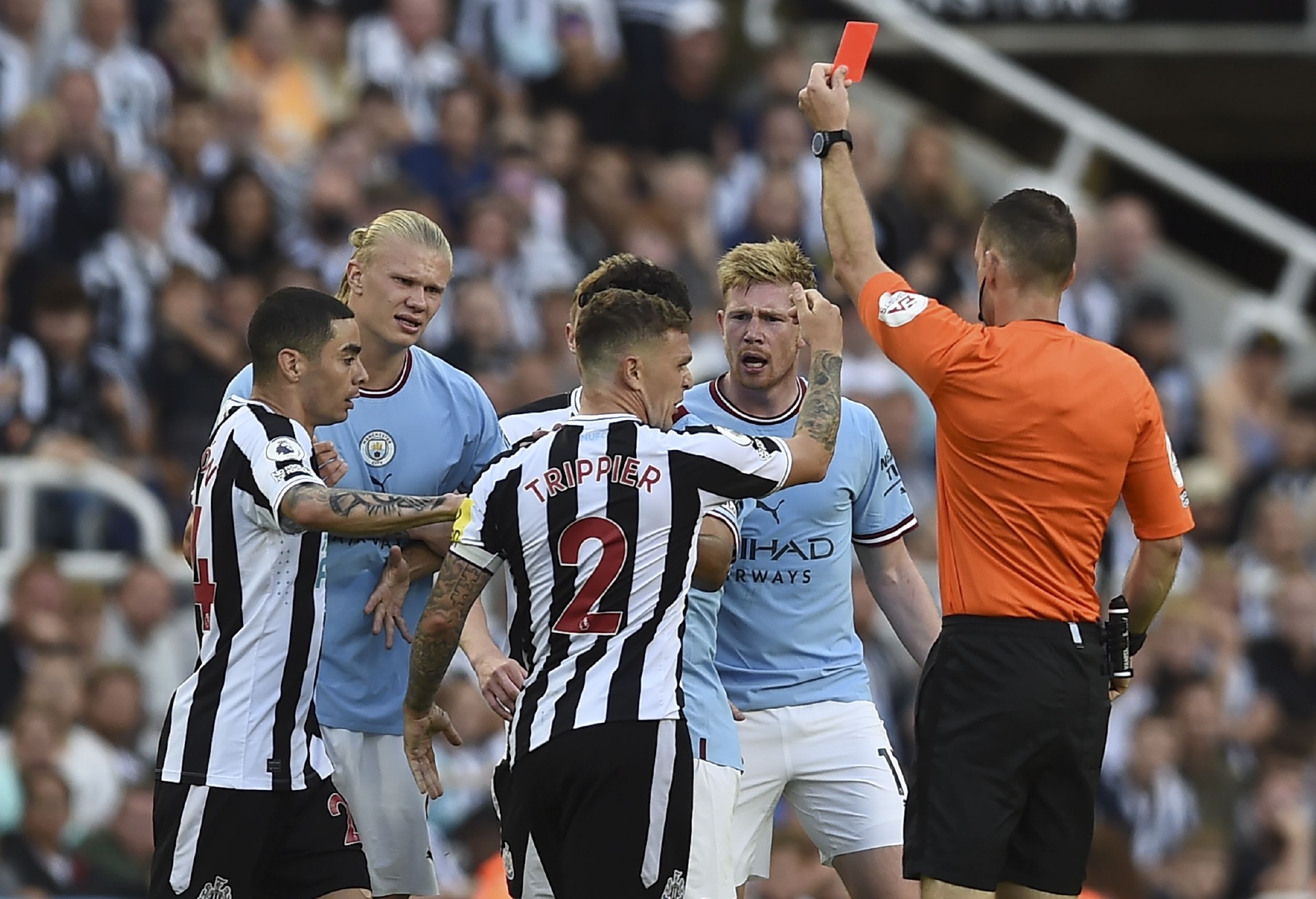 曼城新战术,瓜迪奥拉曼城战术详解