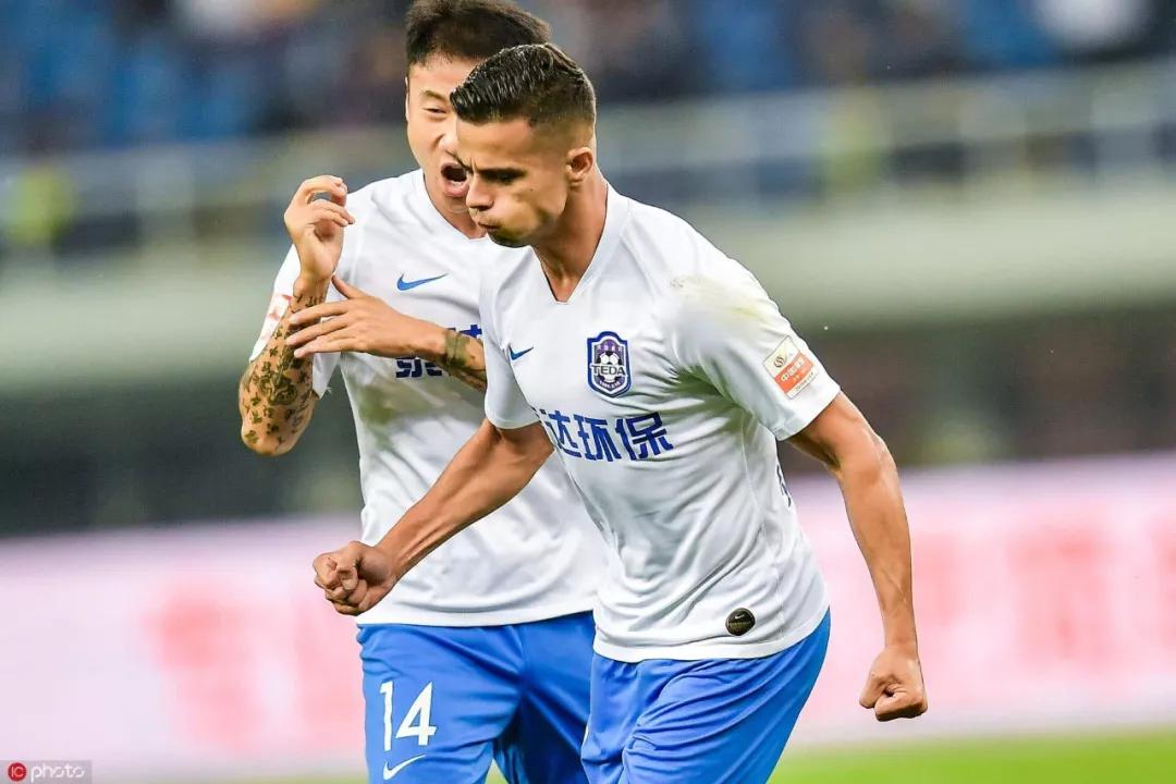 乔纳森世界波中超,乔纳森天津泰达c罗