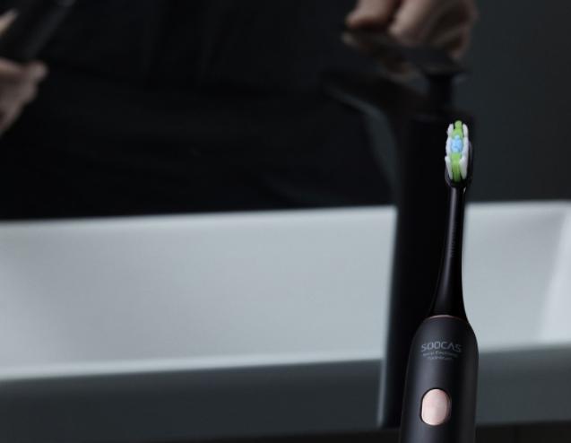 usmile电动牙刷和小米t700哪个好,飞利浦电动牙刷hx6730和hx6721