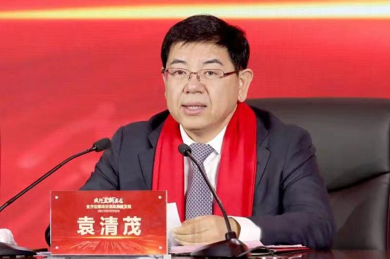 历史转折中的酒业“新帅”|知酒首发