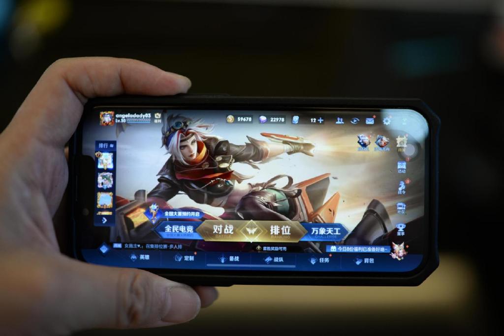 iphone13磁吸充电套装推荐,苹果13原装磁吸充电宝测评