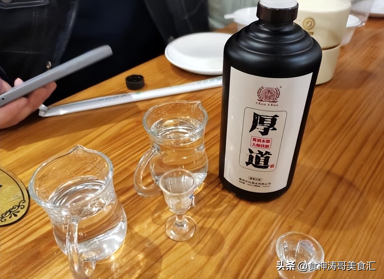 四川名酒“陨落”，辉煌时家喻户晓，如今却破产重组，沦为配角