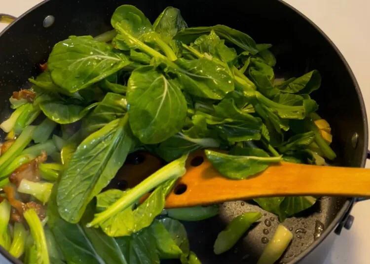 这5种绿叶菜，比牛奶含钙高，每天吃一把，全家老小钙都补足了