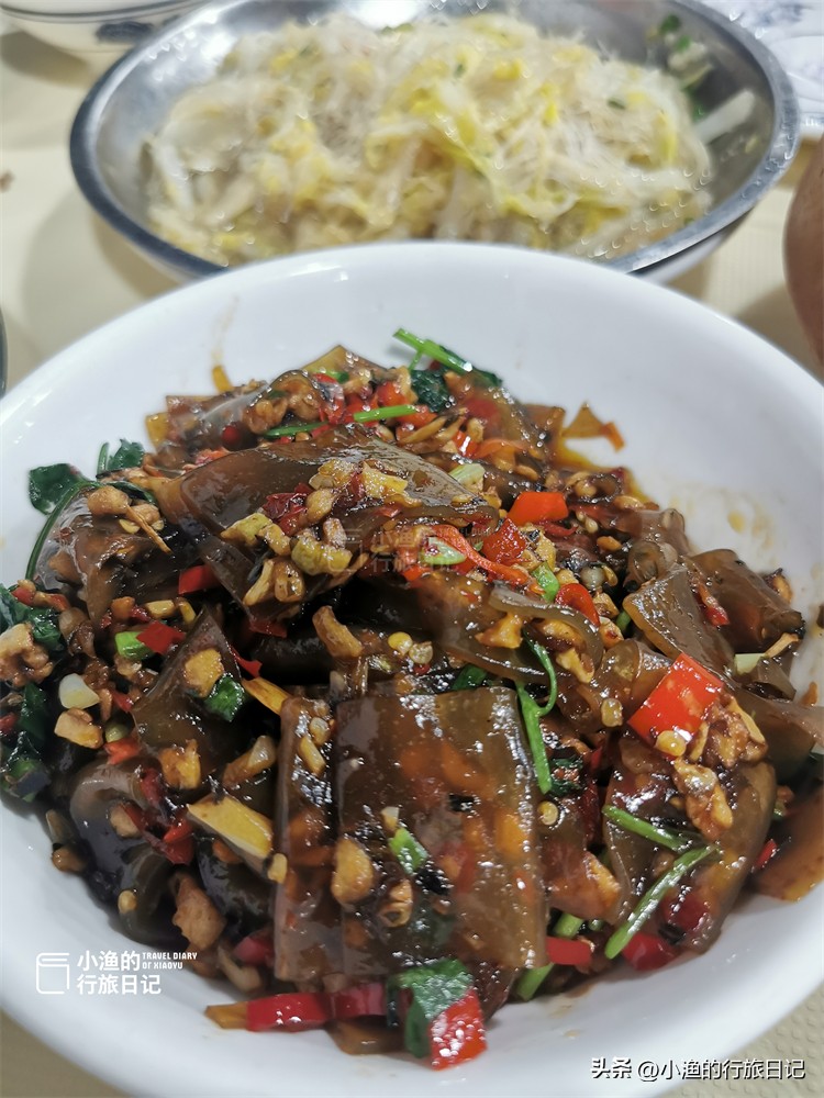 长沙必吃的17家馆子茶颜悦色,长沙美食攻略长沙必去的十大餐厅