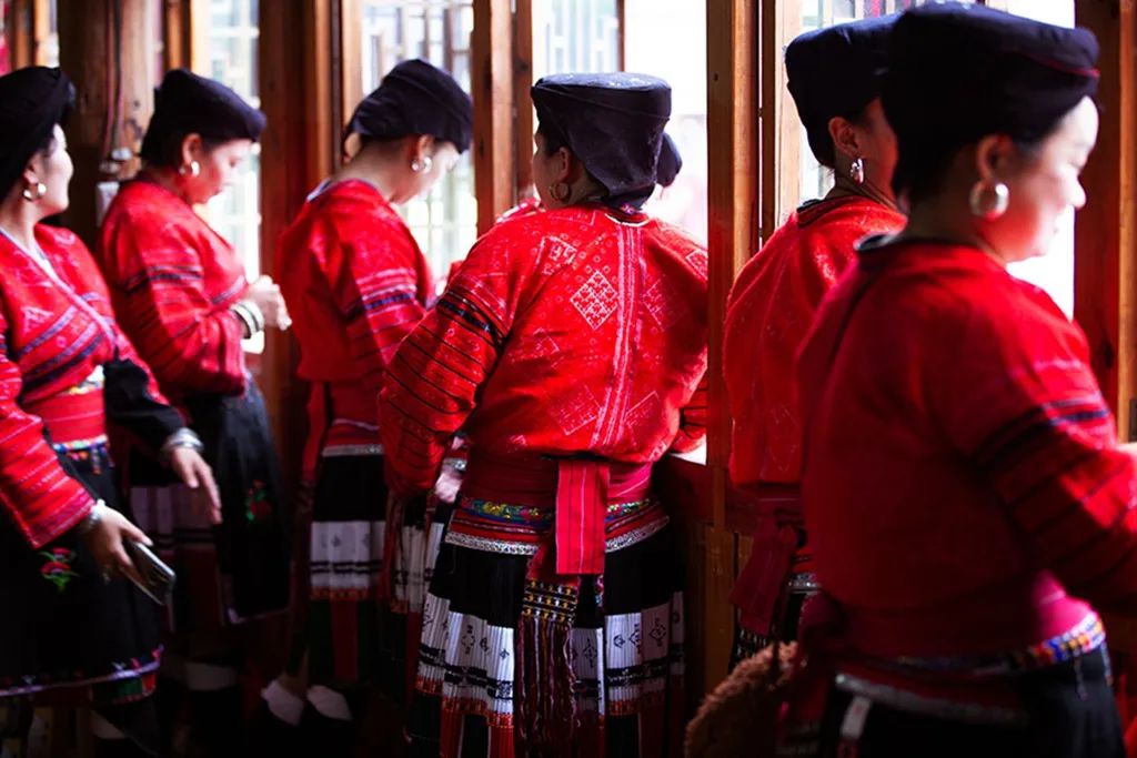 七月中国美如画，夏日避暑五十处