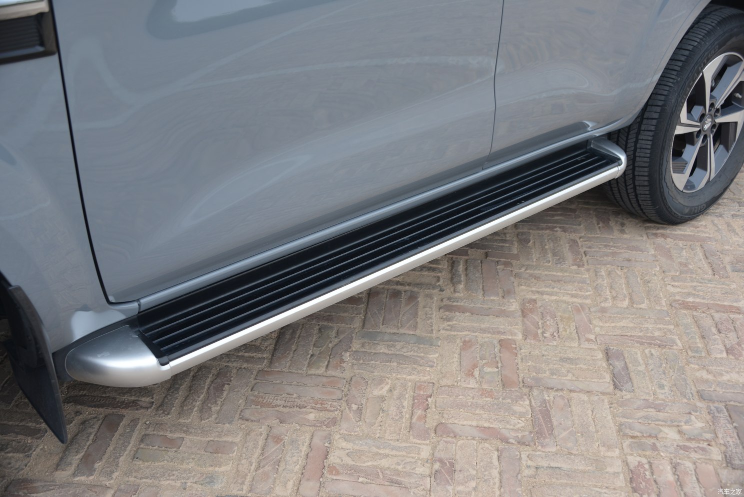 日产帕拉丁试驾视频,日产帕拉丁试驾